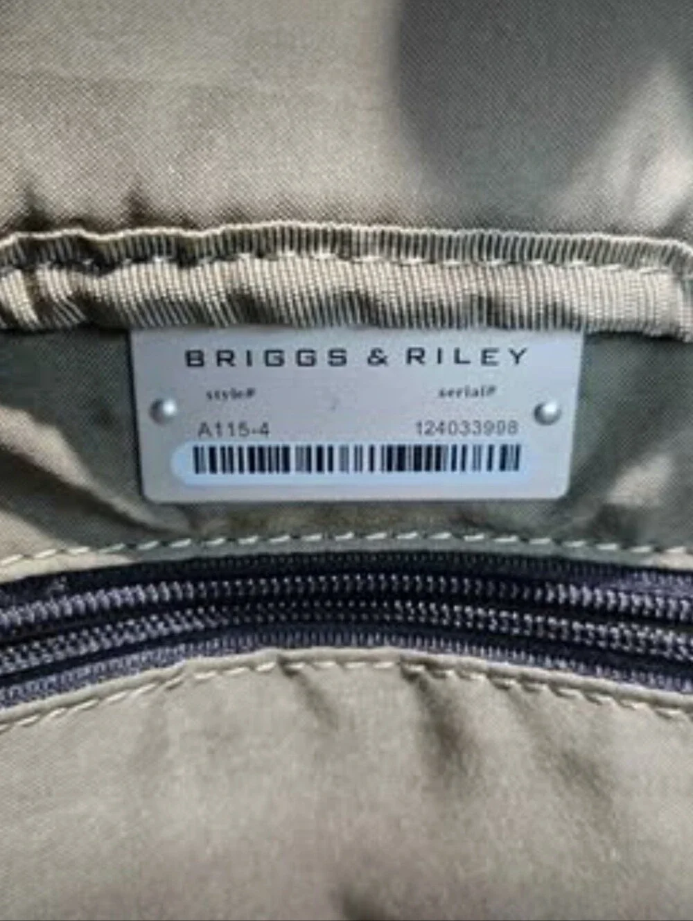 New Briggs & Riley HTA Crossbody - A115-4 (Here There Anywhere)